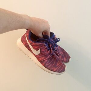 Nike Roshe shoes